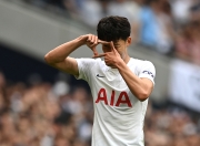 旺财娱乐- 体操邀请赛焦点战：塞外麒麟队绝杀西城旋风队，新星闪耀。