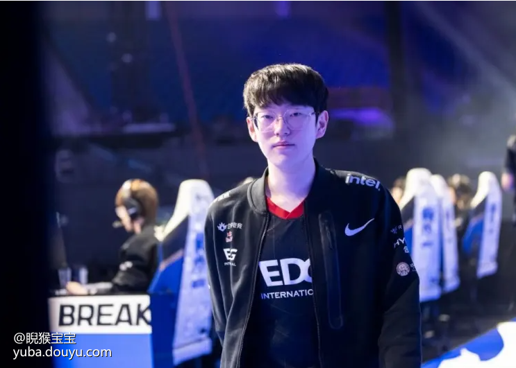 Scout连续二十场比赛得分超过关键助攻,巴塞罗那挑战极限!的简单介绍 Scout连续二十场比赛得分超过关键助攻,巴塞罗那挑战极限!的简单介绍