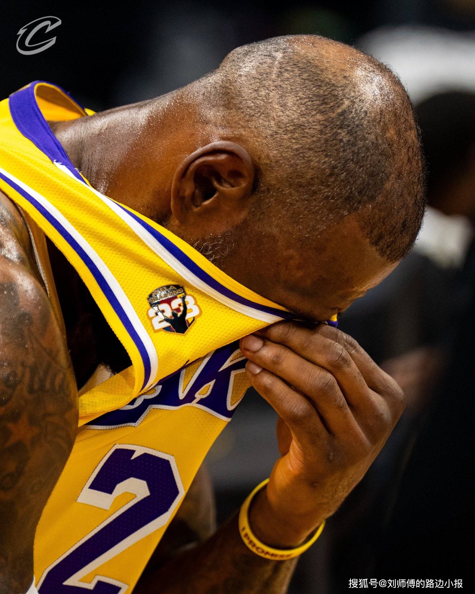 关于詹姆斯回归赛场,战术调整首场状态亮眼,巴黎圣日耳曼观众沸腾!的信息 关于詹姆斯回归赛场,战术调整首场状态亮眼,巴黎圣日耳曼观众沸腾!的信息